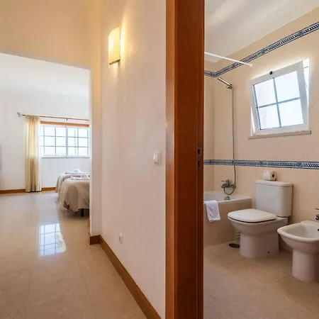 Appartement Monte Da Vinha I *